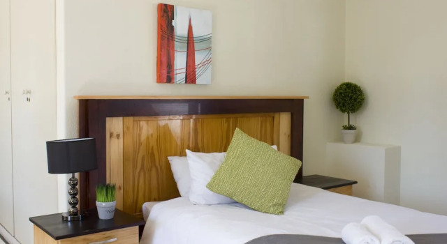 Четырёхместный семейный номер Standard The Elixir Hotel