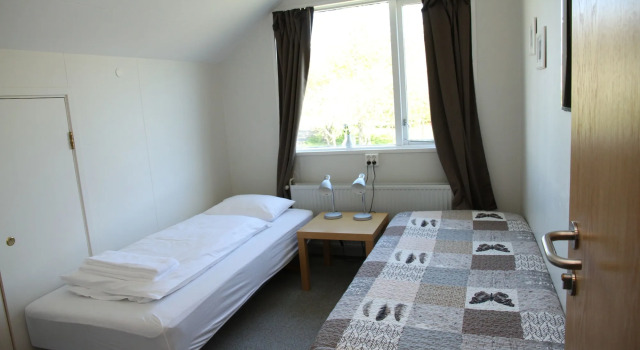 Eyjólfsstaðir Guesthouse Egilsstaðir, Book Pension Hoteller i East Iceland. med parkering, Parkering