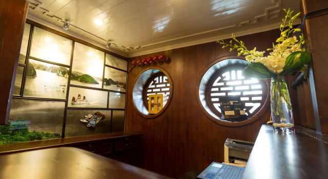 Bhaya Cruises, Reservar Hotel Ha Long 