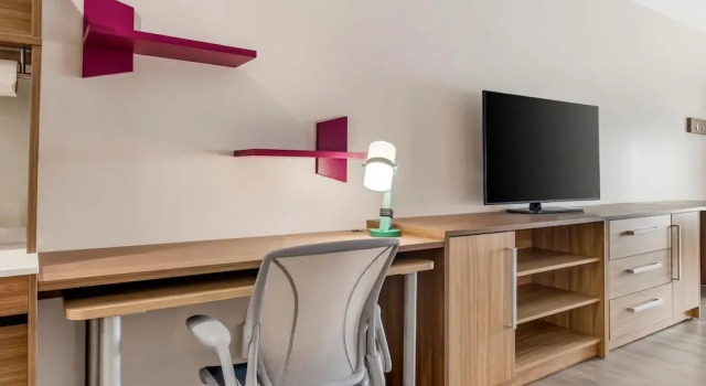 Четырёхместная студия Home2 Suites By Hilton Richmond, Ky