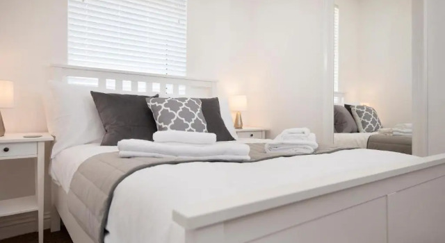 Oliverball Serviced Apartments - Francis Heights - Modern 2 bedroom apartment in Portsmouth