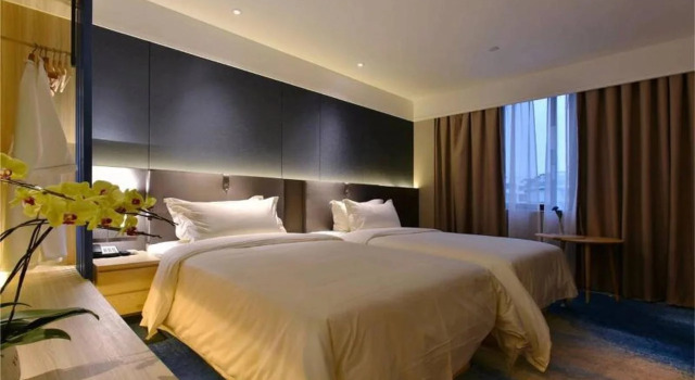 Ranz Hotel at Shekou Sea World, Shenzhen, Rezerwuj Hotel Hotele w Shenzhen z parkingiem, Parking