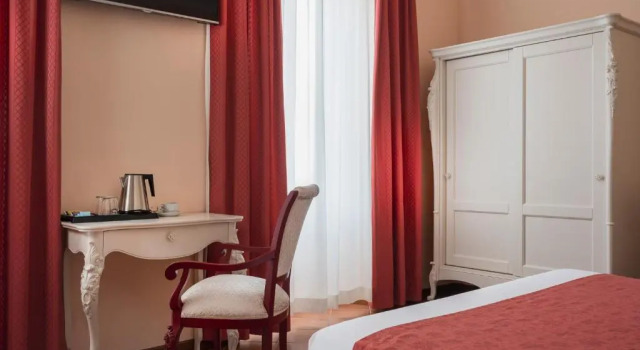 Трёхместный номер Standard с балконом и с видом на озеро Hotel Mayer & Splendid - Wellness e Spa