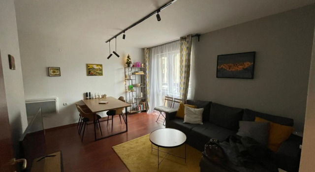Lovely 2-bedroom serviced apartment with SPA, Prenota Appartamento Hotel a Blagoevgrad con parcheggio, Parcheggio