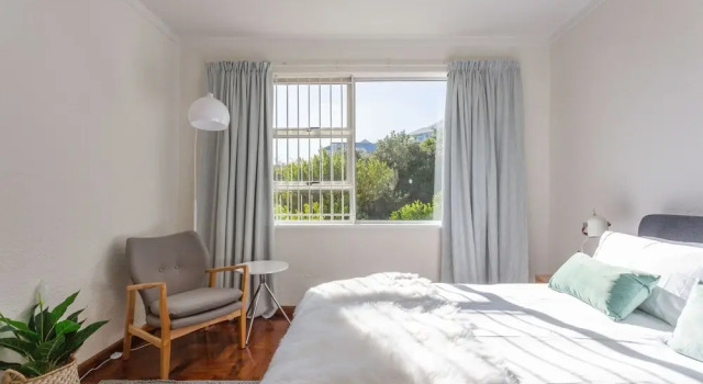 Woodlands Apartments, Забронировать Апартаменты/квартира Отели Cape Peninsula с парковкой, Парковка