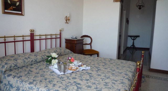 Albergo Il Marzocco, Забронировать Отель Отели в центре Монтепульчано с завтраком, отели в центре Монтепульчано с завтраком
