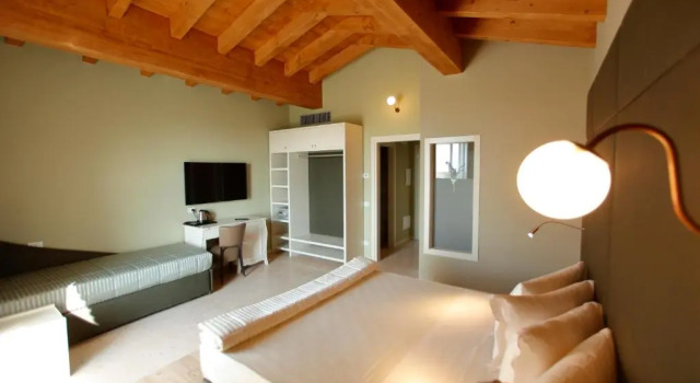 Полулюкс Le Greghe Suites