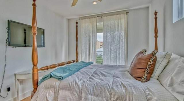 Blue Crush by Bliss Beach Rentals, Rezerwuj Hotel Hotele w Emerald Coast z parkingiem, Parking