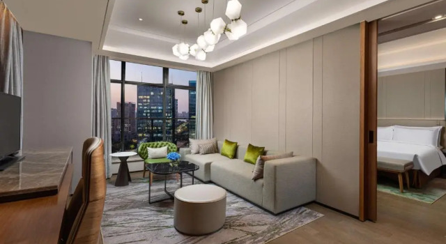 Люкс Superior Отель Holiday Inn Hangzhou Binjiang
