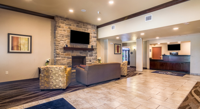 Cobblestone Inn & Suites - Lakin, Prenota Hotel Hotel a Kansas con parcheggio, Parcheggio