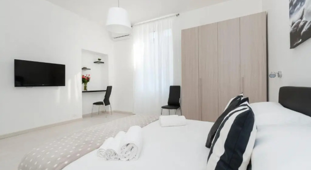 Апартаменты Deluxe White Flat Termini