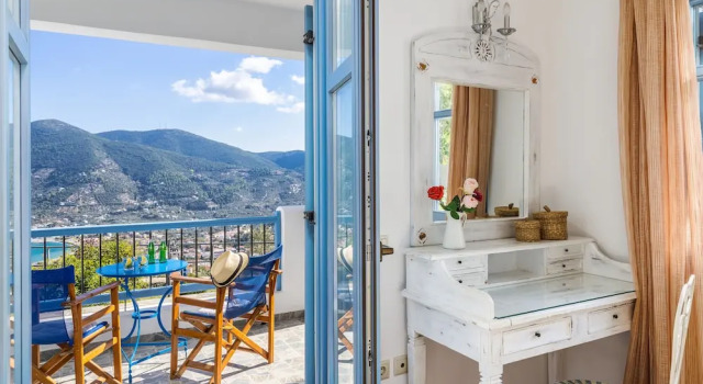Вилла Villa Avaton With Magnificent sea View and Skopelos Town