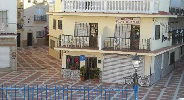 Hostal Flor Blanco, Забронировать Гостевой дом Торремолинос Коста-дель-Соль, рядом с Аквалэнд Торремолинос