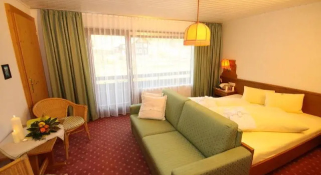 Двухместный номер Standard с балконом Naturhotel Taleu