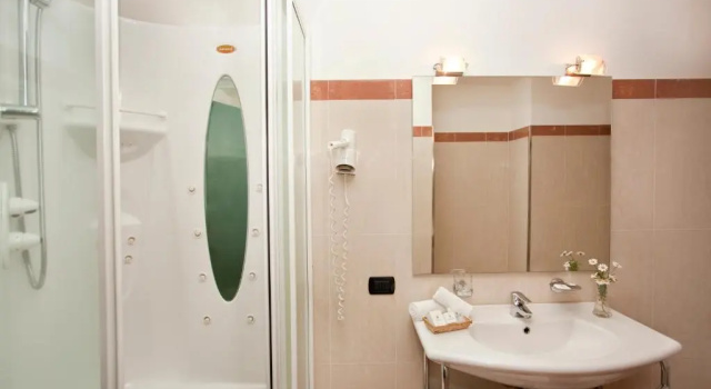 Двухместный номер Standard Цокольный этаж Grande Albergo Maugeri