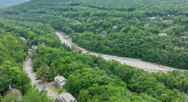 Апартаменты 1 Mi to Loon Mountain: Lincoln Haven w/ Balcony