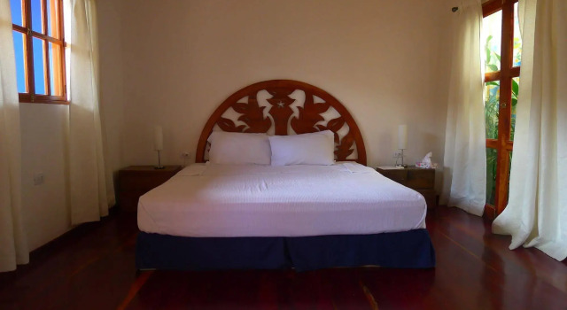 Miss Margrits, Book Hotel Granada Granada Region