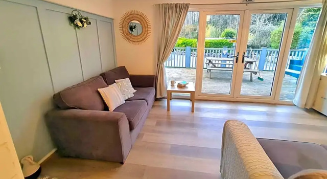 147 Snowdon Drive, Glan Gwna