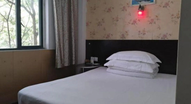 Changlong Hotel, Varaa Hotelli Shanghai Shanghai