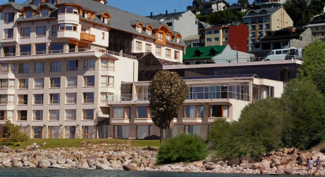 Cacique Inacayal Lake & Spa Hotel