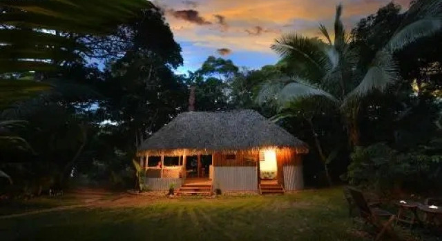 L'Effet Mer, Rezervați Hotel Bourail Noua Caledonie