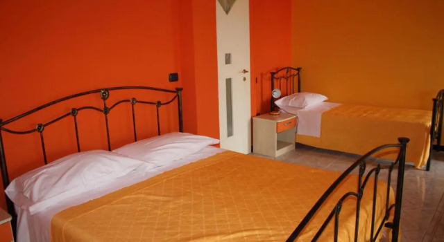 Четырёхместный номер Standard B&B Viale delle Colline