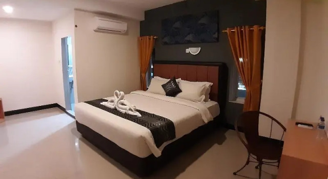 Люкс Standard OYO 553 Gentala Hotel