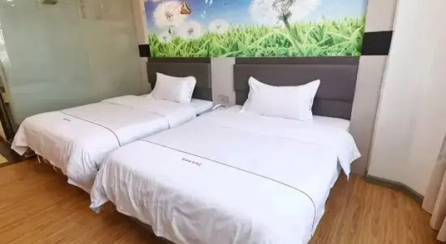 Люкс LianChen Hotel（Shenzhen North Railway Station）