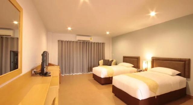 Двухместный номер Deluxe с видом на бассейн Paragon Suites Resort