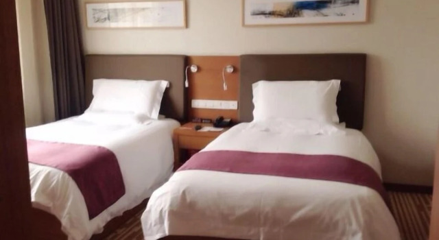 Yitel Premium (Beijing Wangjing 798)