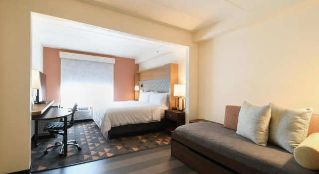 Номер Executive Holiday Inn Fredericksburg - Conference Center by IHG