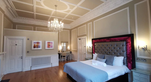 Четырёхместный номер Classic The Haymarket Hotel