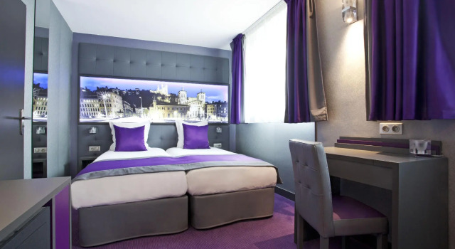 Семейный номер Standard Hotel des Savoies Lyon Perrache