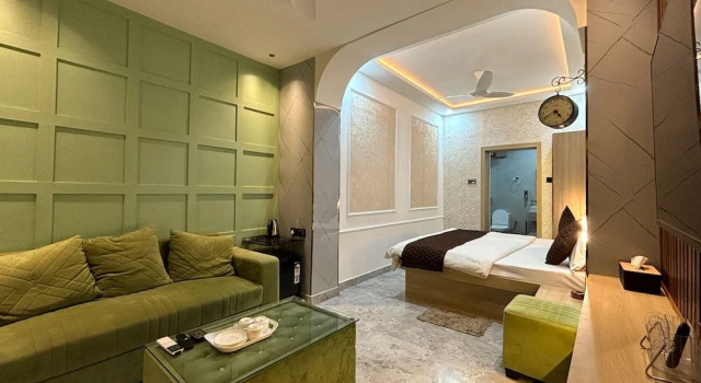 Номер Royal Hotel Ambassador