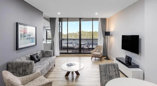 Люкс с 2 комнатами Meriton Suites Church Street, Parramatta