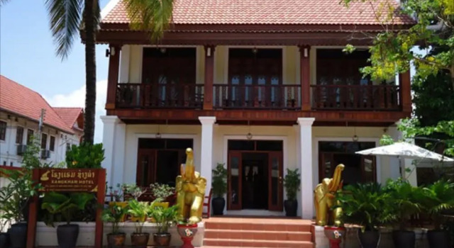 Sangkham Hotel, Забронировать Отель Луангпхабанг Лаос, рядом с Haw Pha Bang