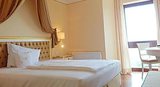 Номер Comfort Burghotel Staufenberg