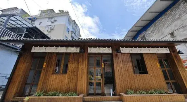 Qiuqiu Homestay, Varaa Hotelli Hotellit Sichuan pysäköinnillä, Pysäköinti