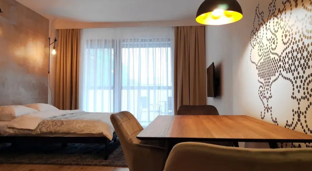 Come&Stay apartments Wola