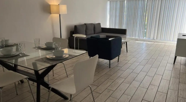 Апартаменты с 2 комнатами Designer River View Apartments
