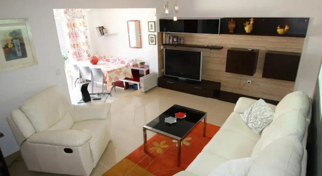 Casas Blancas 13, Забронировать Отель Отели El Baix Camp с бассейном, Бассейн