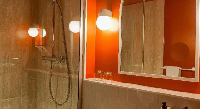Двухместный номер Classic с балконом Mercure Arles Centre Arenes