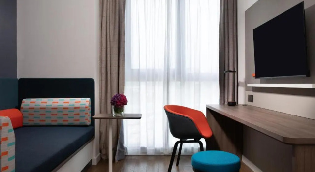 Люкс c 1 комнатой Holiday Inn Express Chengdu Longquanyi North by IHG