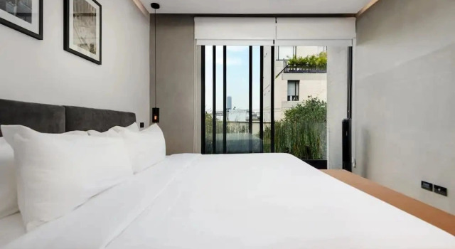 Коттедж w Deluxe 1BR With Elegant Balcony in Roma Nte