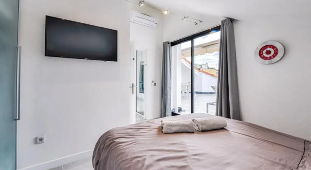 CMG - Superbe Penthouse 120m2-Cannes + Terrasse de 50m2