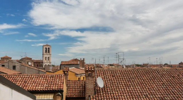 Ferrara Mayr White Apartment