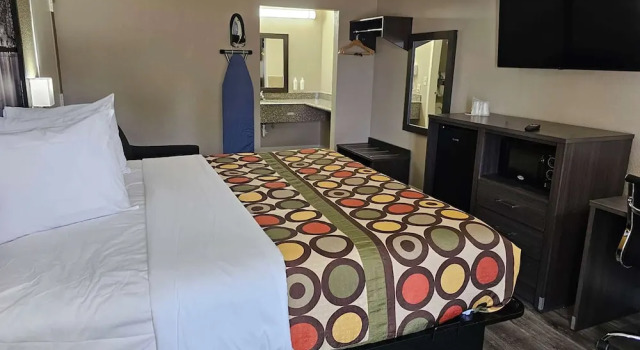 Двухместный номер Standard Super 8 by Wyndham Metairie