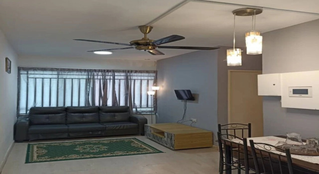 OYO 90437 Homestay Uuc