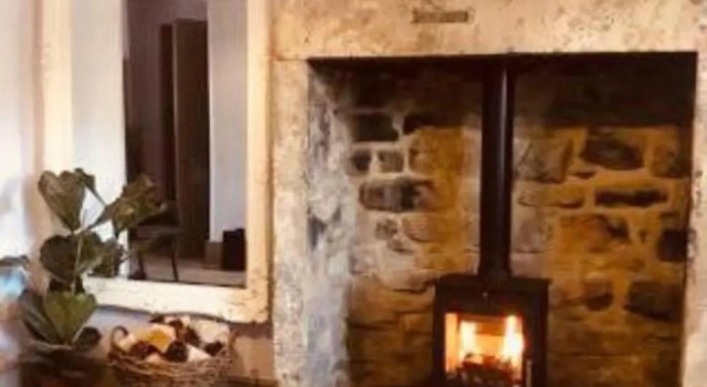 Pemberton - Suite in Canalside Guesthouse
