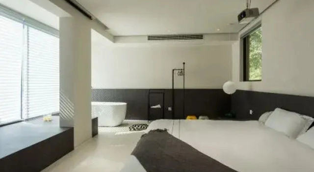 Люкс Comfort с балконом Moon Bay Xingzhi Stream Luxury Wilderness Homestay